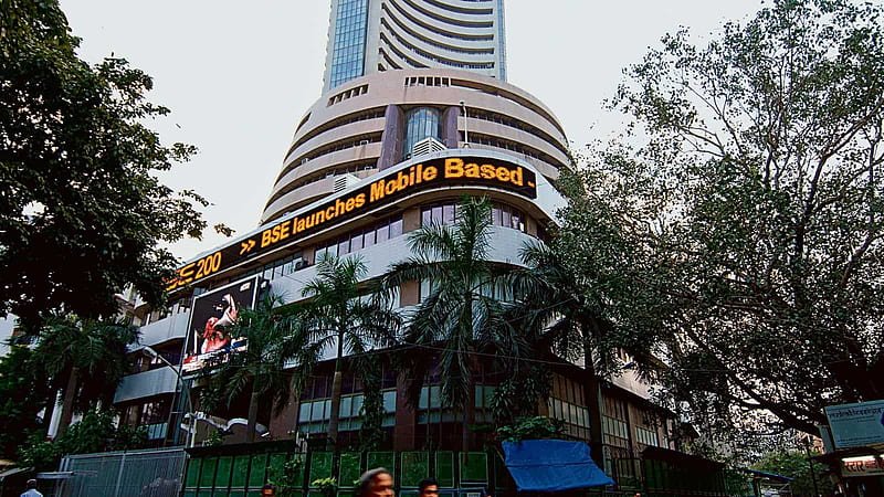 Stock market crash wipes out Rs 4.59 lakh cr